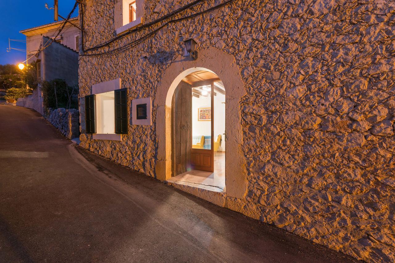 Besso Mancor De La Vall Villa *